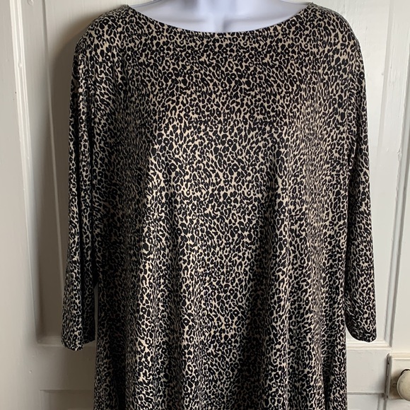 Nicole Miller Studio Leopard Print Long Sleeve Top Size 2X - Picture 2 of 10